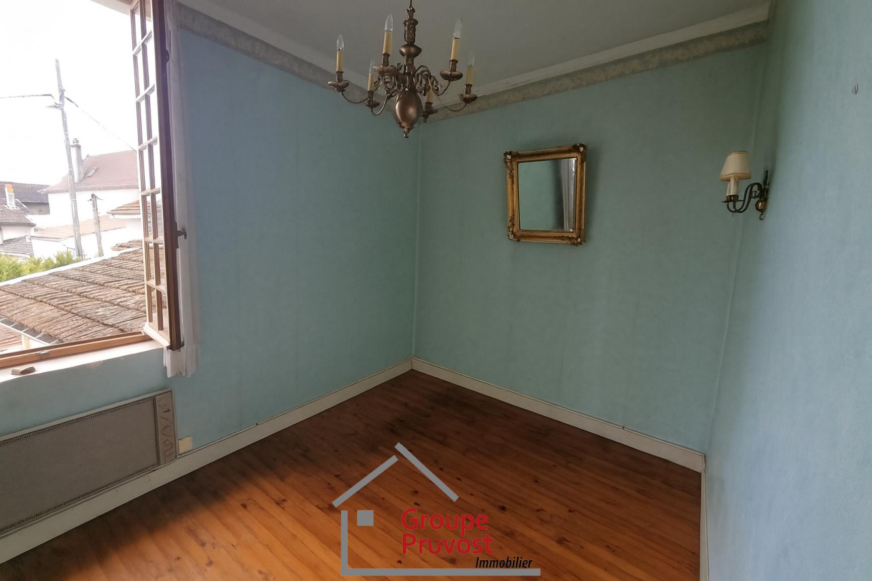 gedeon-photo-0f2882851e0dfa0f1a046b83753e0f09 Maison de village avec terrain