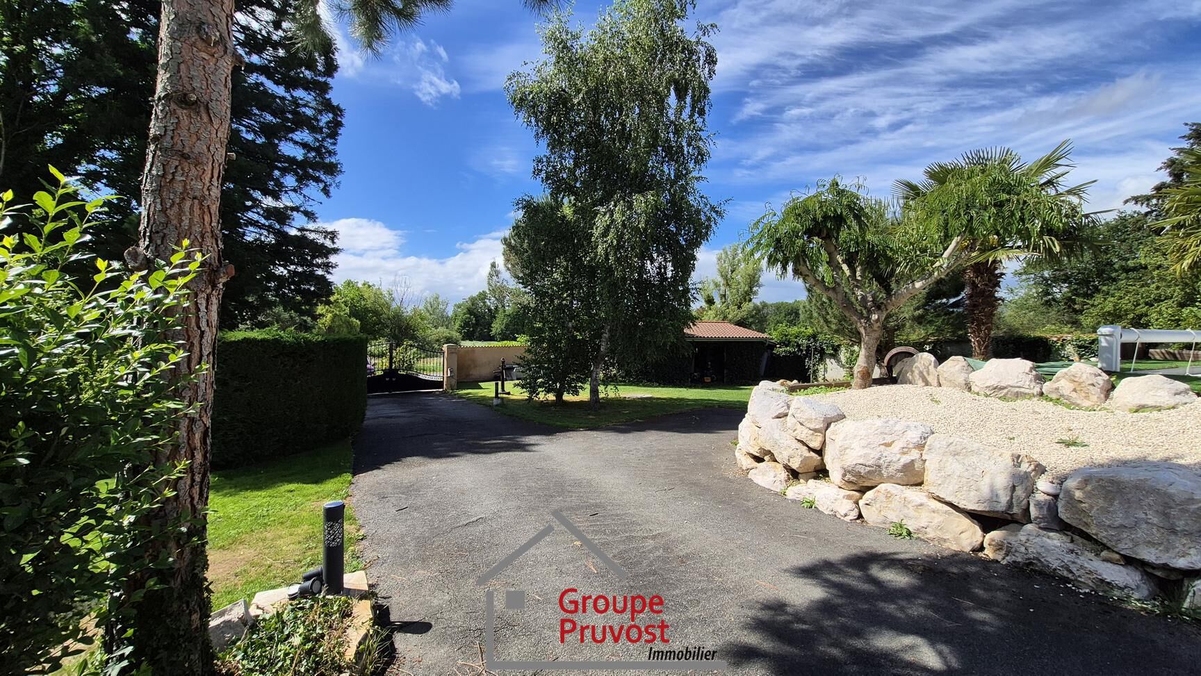 gedeon-photo-1726c42e48cd19534bab7781467d8142 Maison familiale