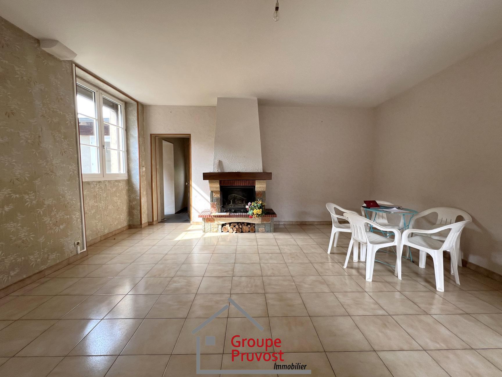 gedeon-photo-4f50fd84e627c6524f4ff277bfca6d5e Maison de village avec jardin