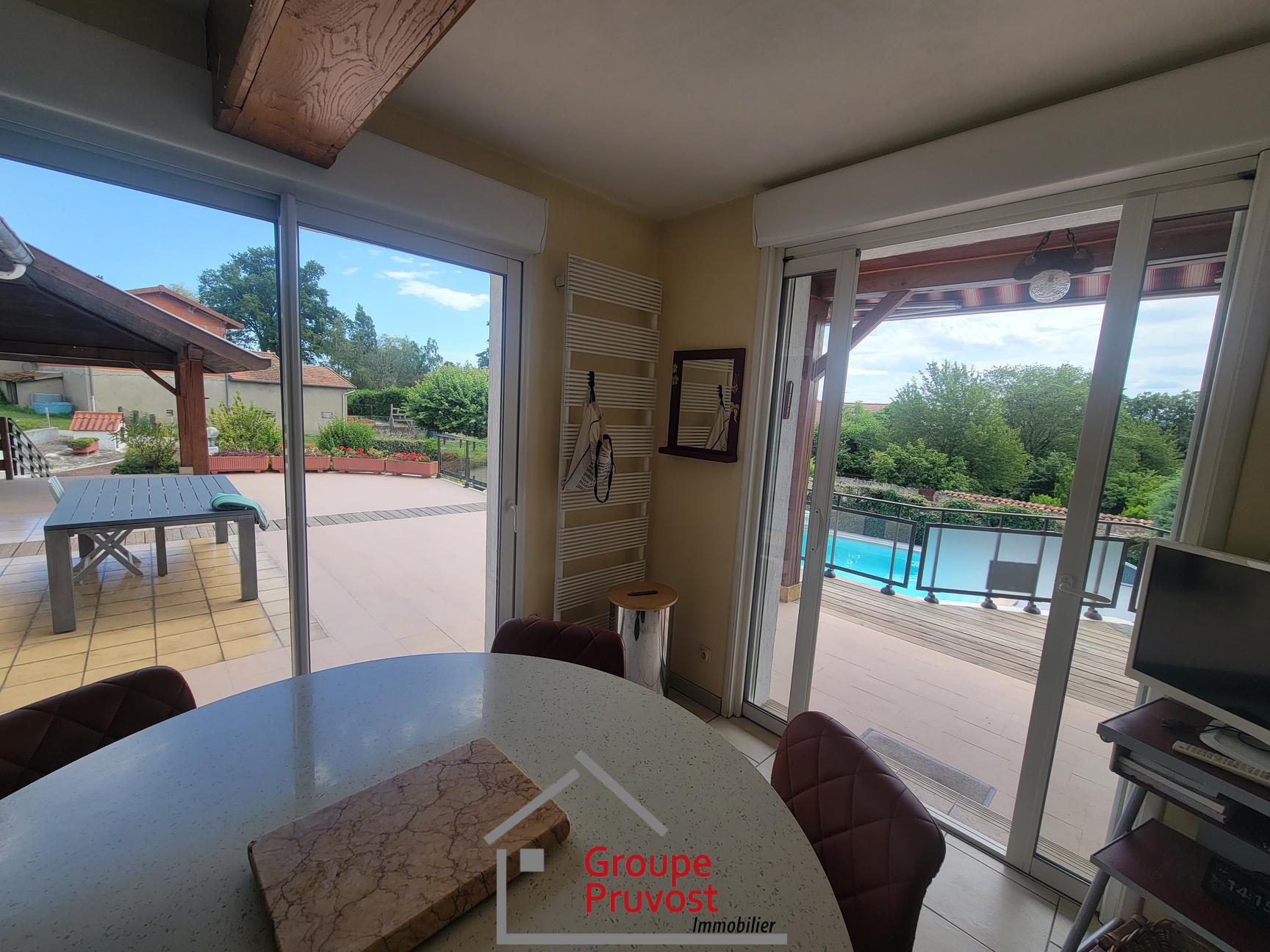 gedeon-photo-52e8541198dc43a45ee88d748ba8390b Vente Maison 150 m² à Saint-Vincent-de-Boisset 350 000 €