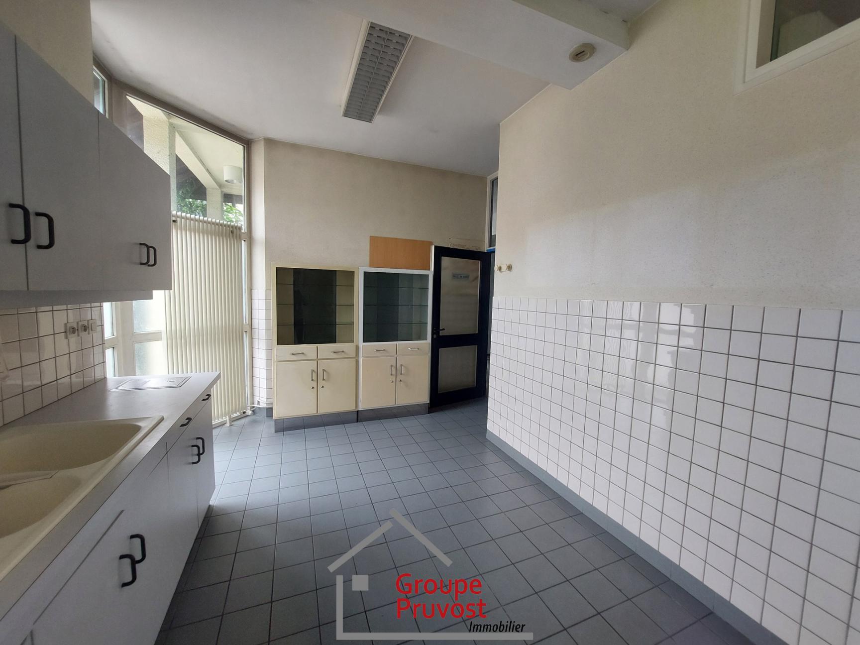 gedeon-photo-8e41c02e00bf5b7bb2bec08568d5d05d Appartement à aménager 6 pièces