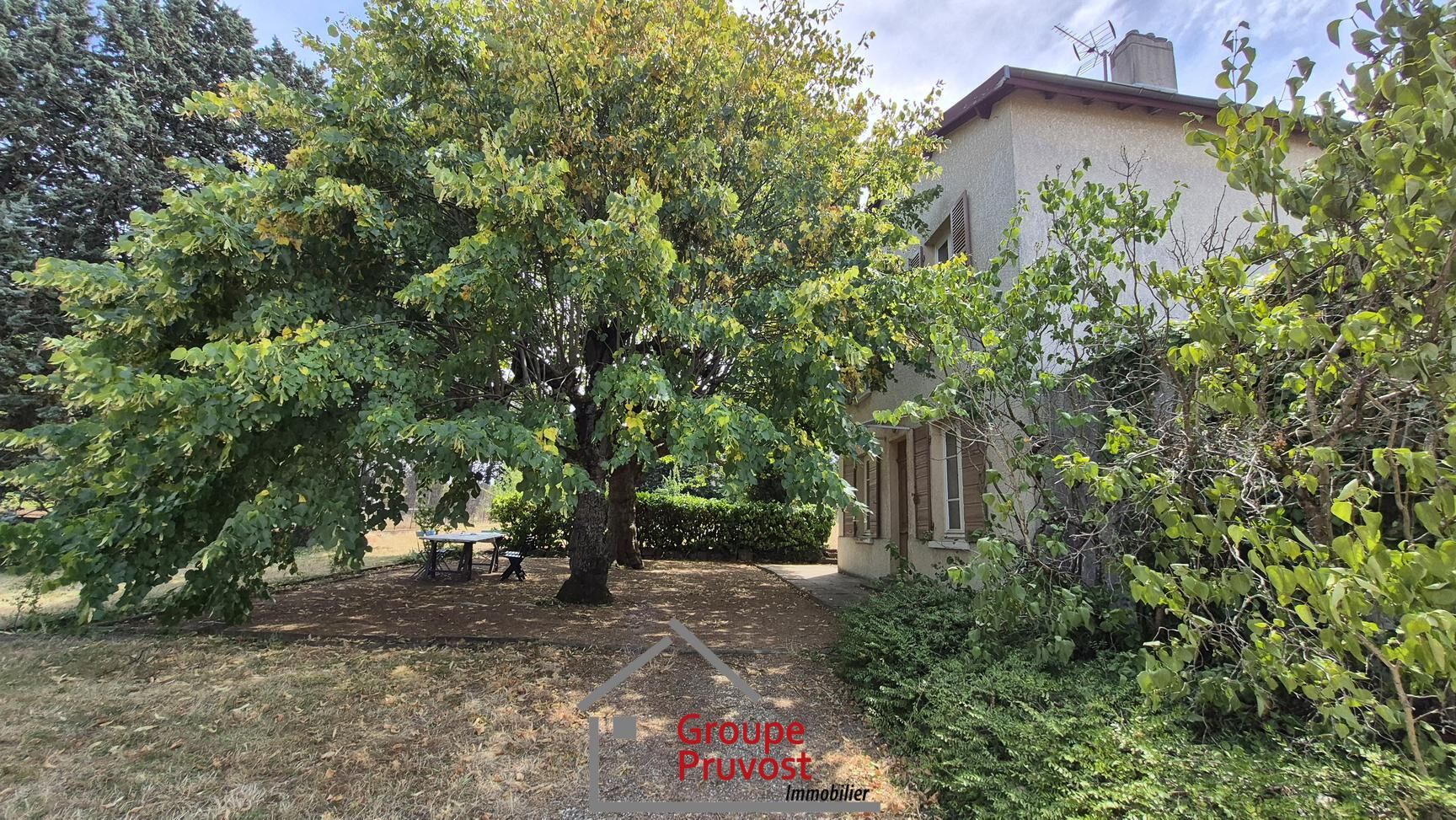 gedeon-photo-a423c8ecfcc155e0697ecf3607a09310 Maison 6 pièces