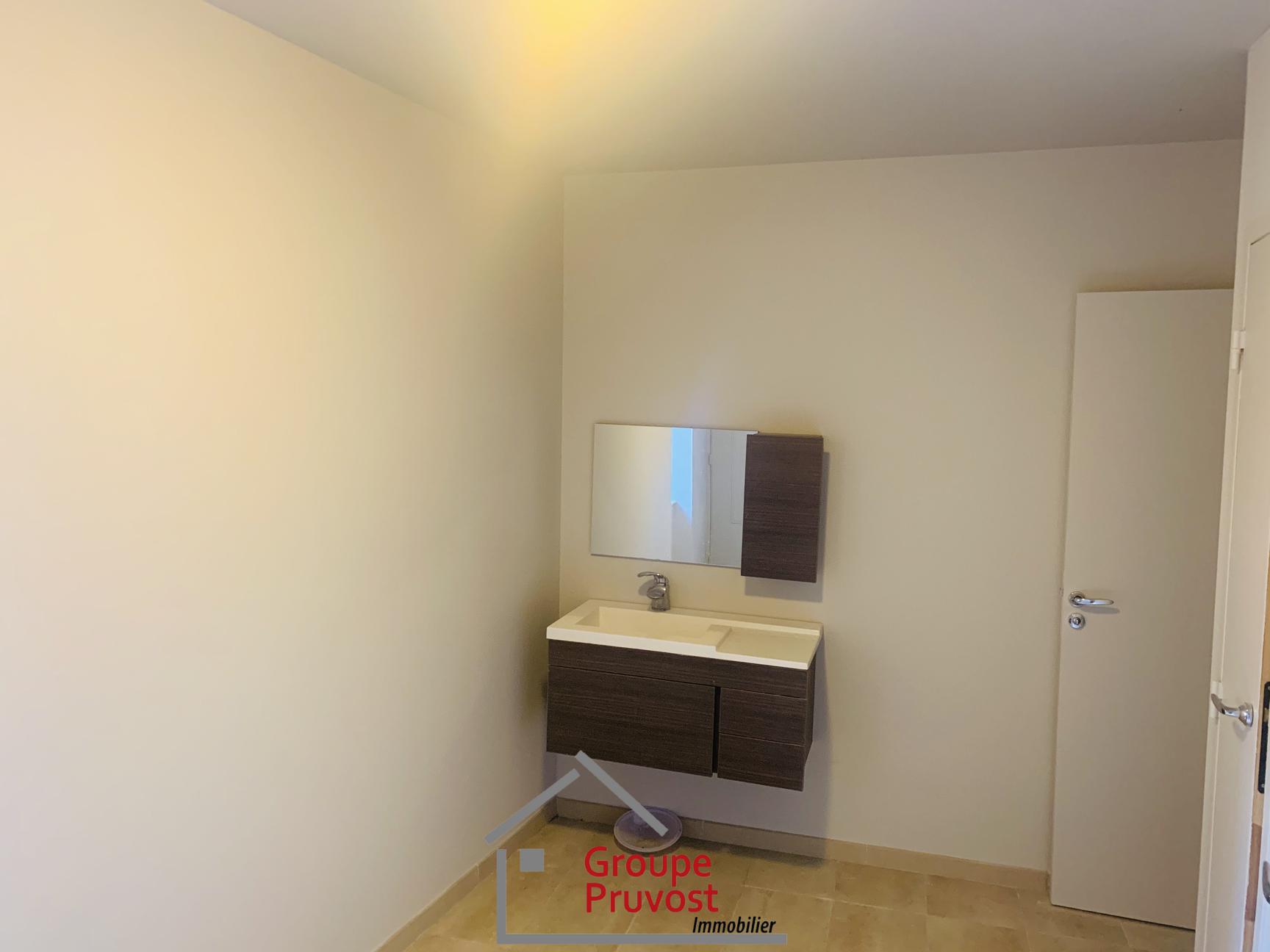 gedeon-photo-b2646445d19c255321f35116ee8c69bb Bureau 215 m²