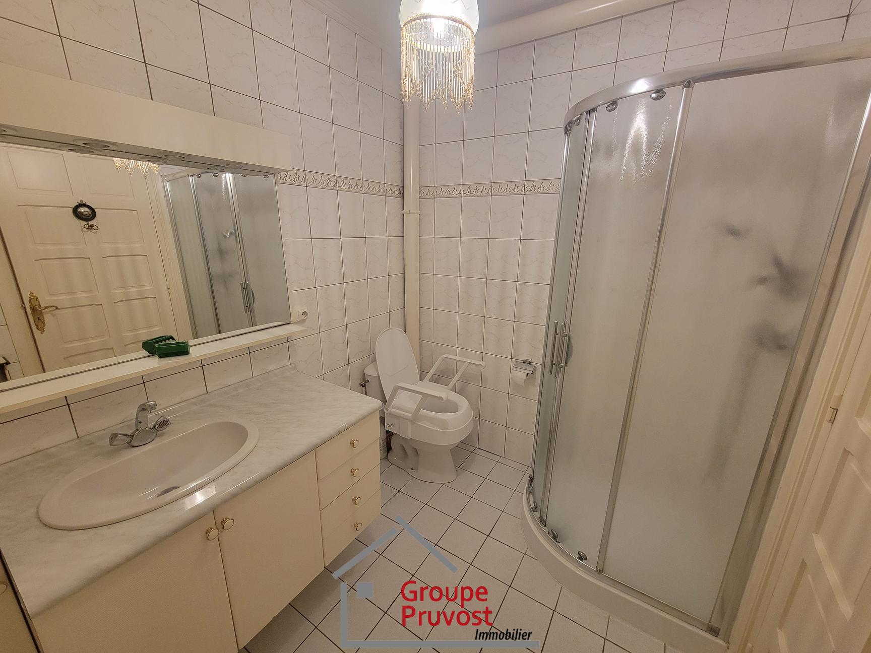 gedeon-photo-d73819c8a5e4f21891a32de49b5d63ba Vente Maison de ville 90 m² à Le Coteau 130 000 €