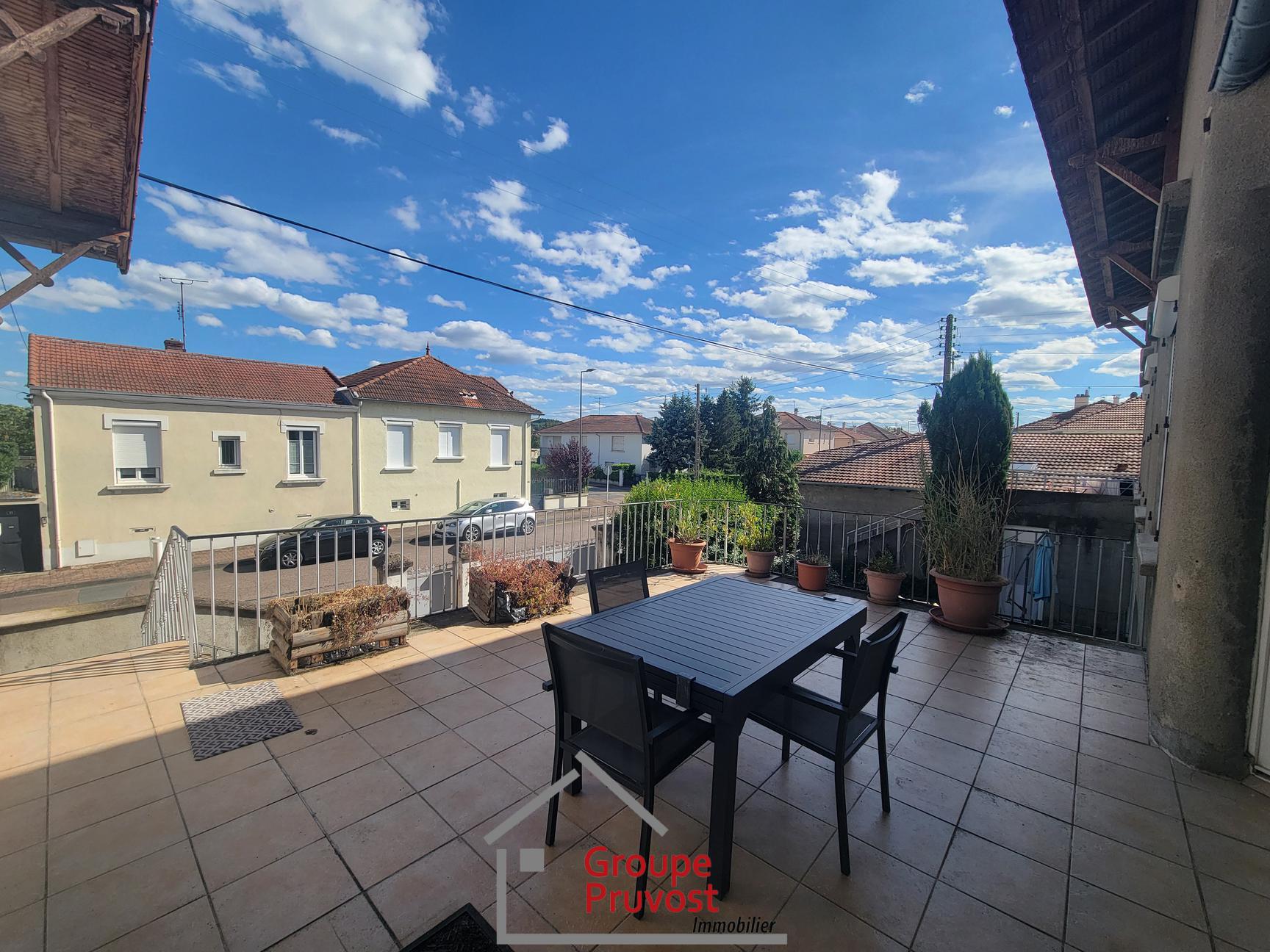 gedeon-photo-20c6c8468c4fcf0ca1ff9b089d6531e5 Vente Immeuble 430 m² à Le Coteau 295 000 €