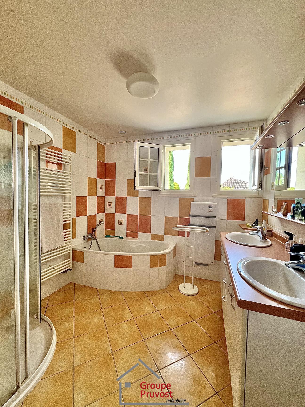 gedeon-photo-20d4d8cca03e2745f1b917059ec16757 Belle propriété 7 chambres
