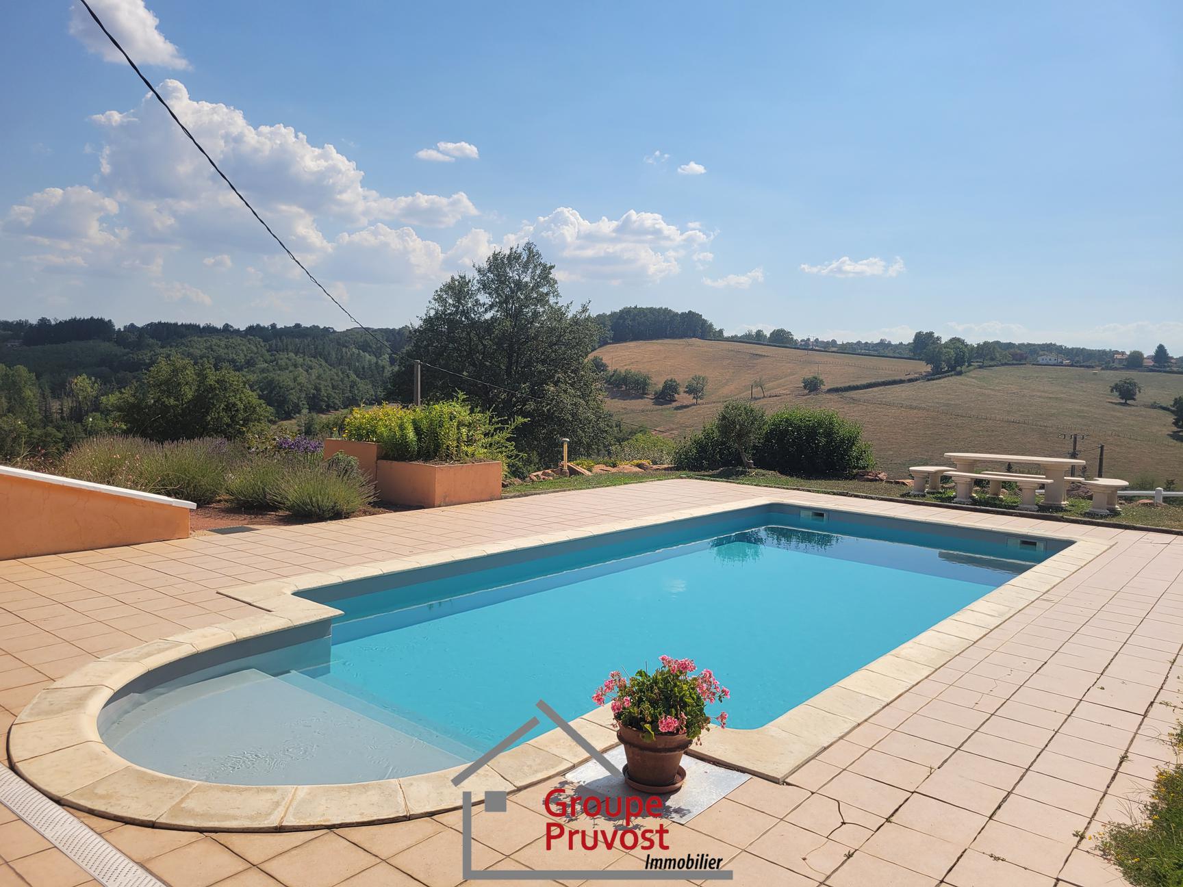 gedeon-photo-2fe375ca99bf5c227ef06350794160ac Vente Maison 245 m² à Charlieu 465 000 €