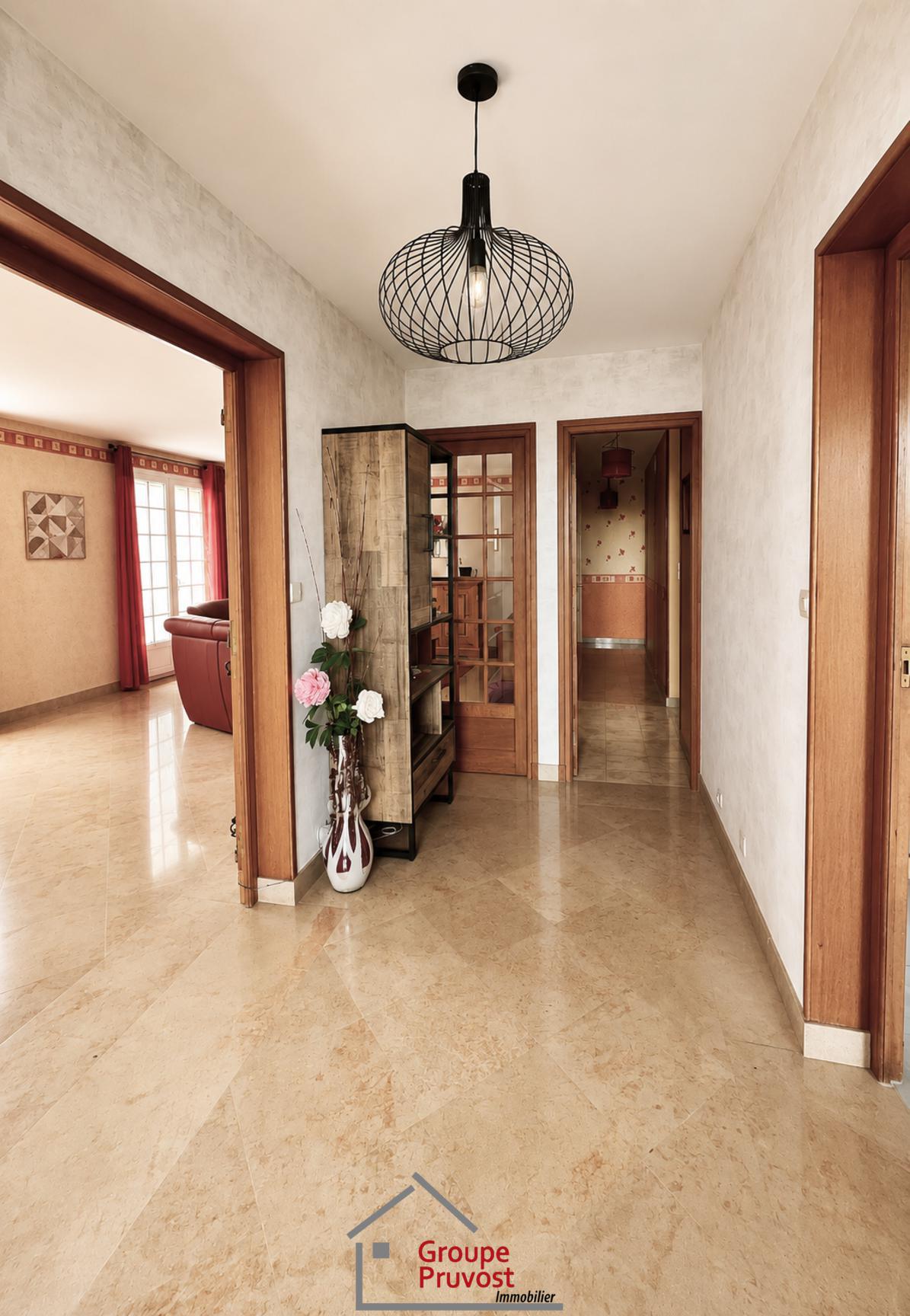 gedeon-photo-345f423c83368e49a99f8e0d3f814491 Belle propriété 7 chambres