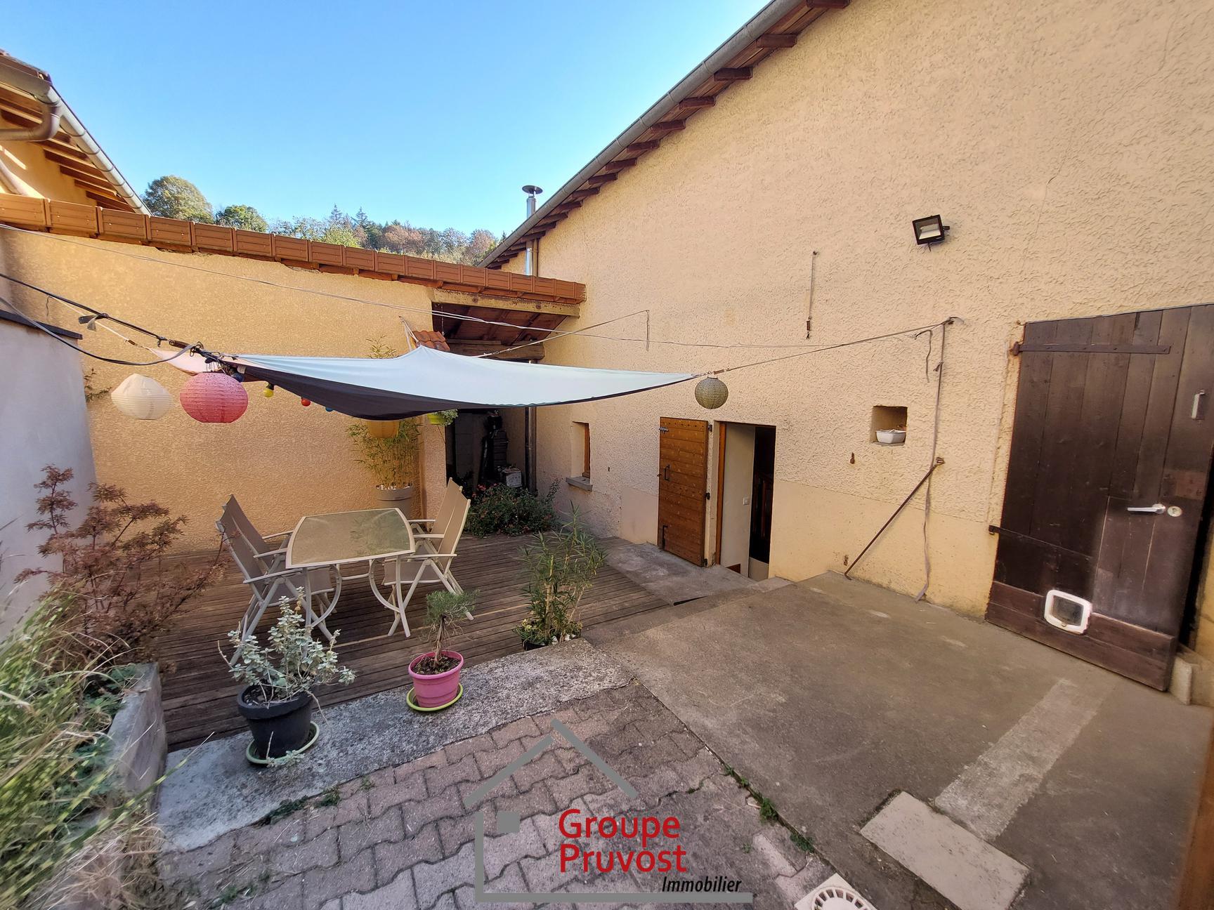 gedeon-photo-35513ccb5f340d007c20e496082e1fc9 Maison de village 4 pièces 110 m²