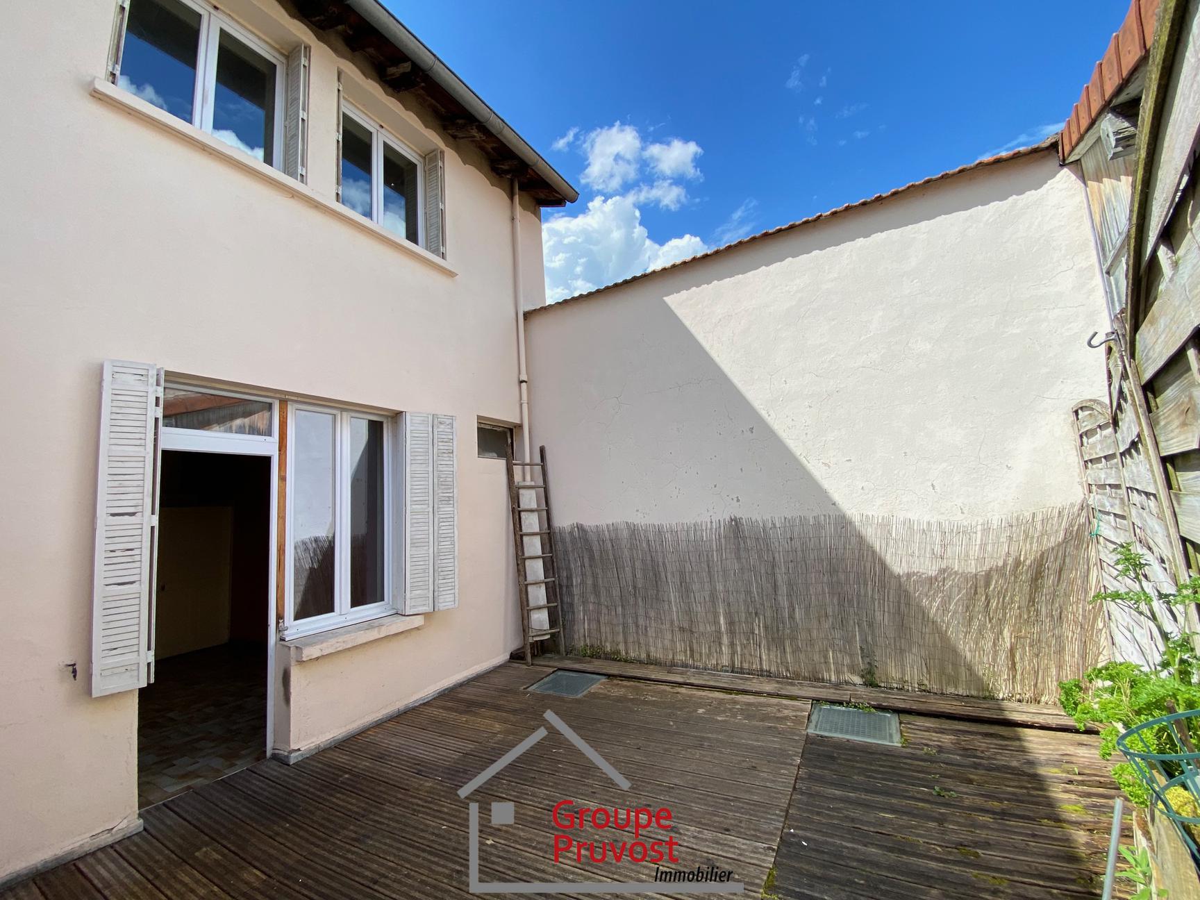 gedeon-photo-56924cd9bdb7cea1d09df49539fb1c4e Maison centre ville