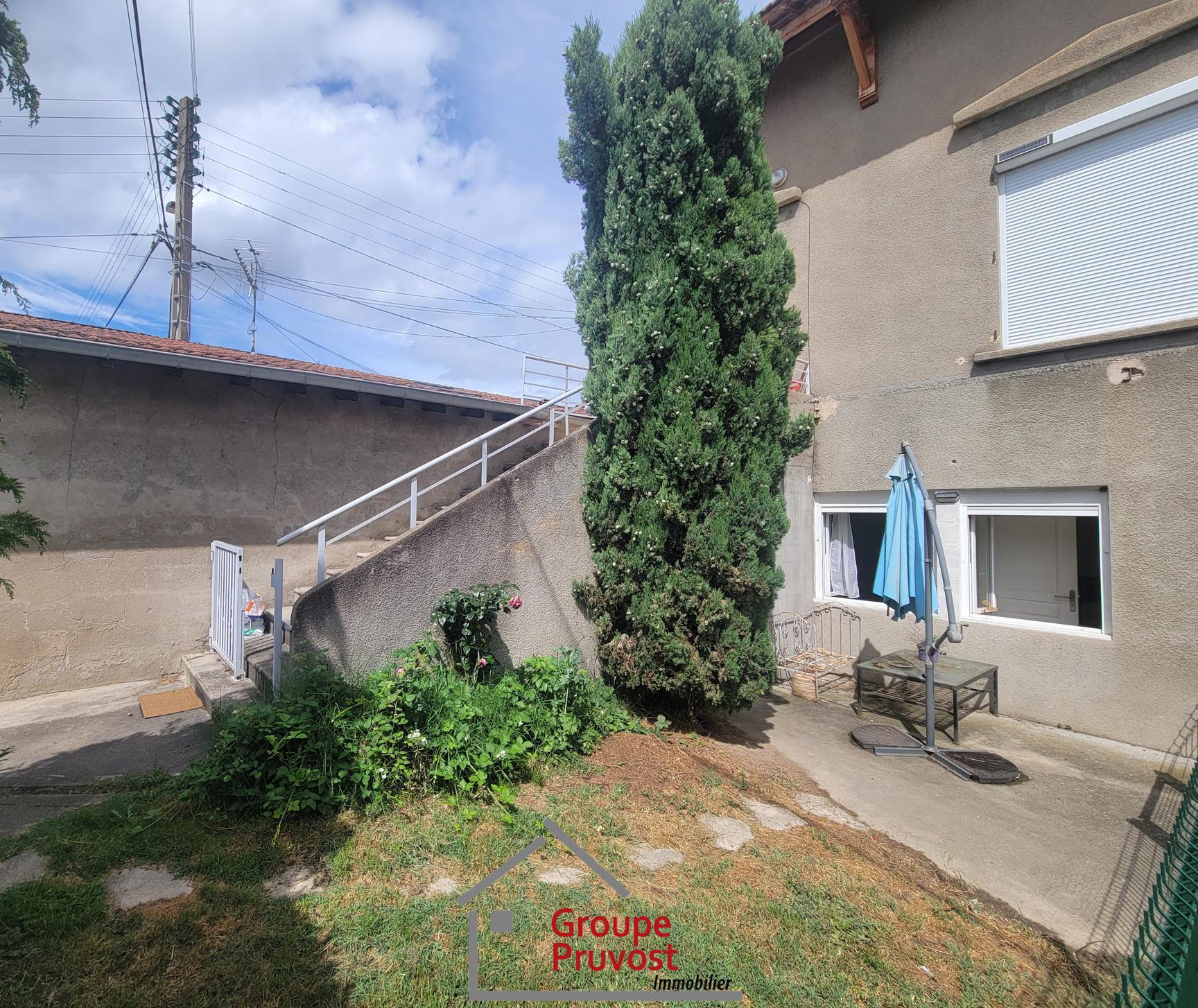 gedeon-photo-576f280756c8563b1de5fa49671749dd Vente Immeuble 430 m² à Le Coteau 295 000 €