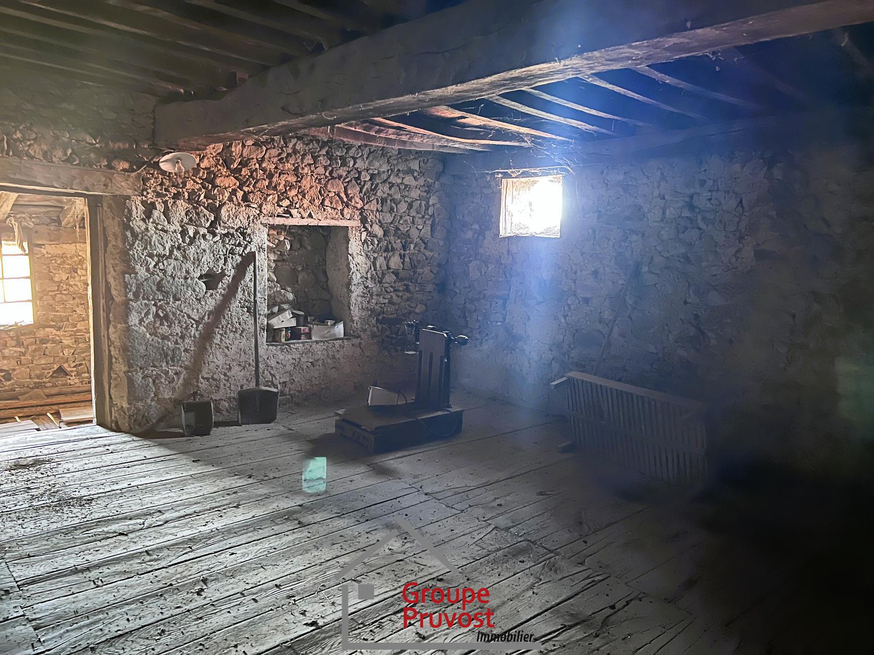 gedeon-photo-71d7f5218230ccd32ef1b376ba0d24a3 Corps de ferme à rénover