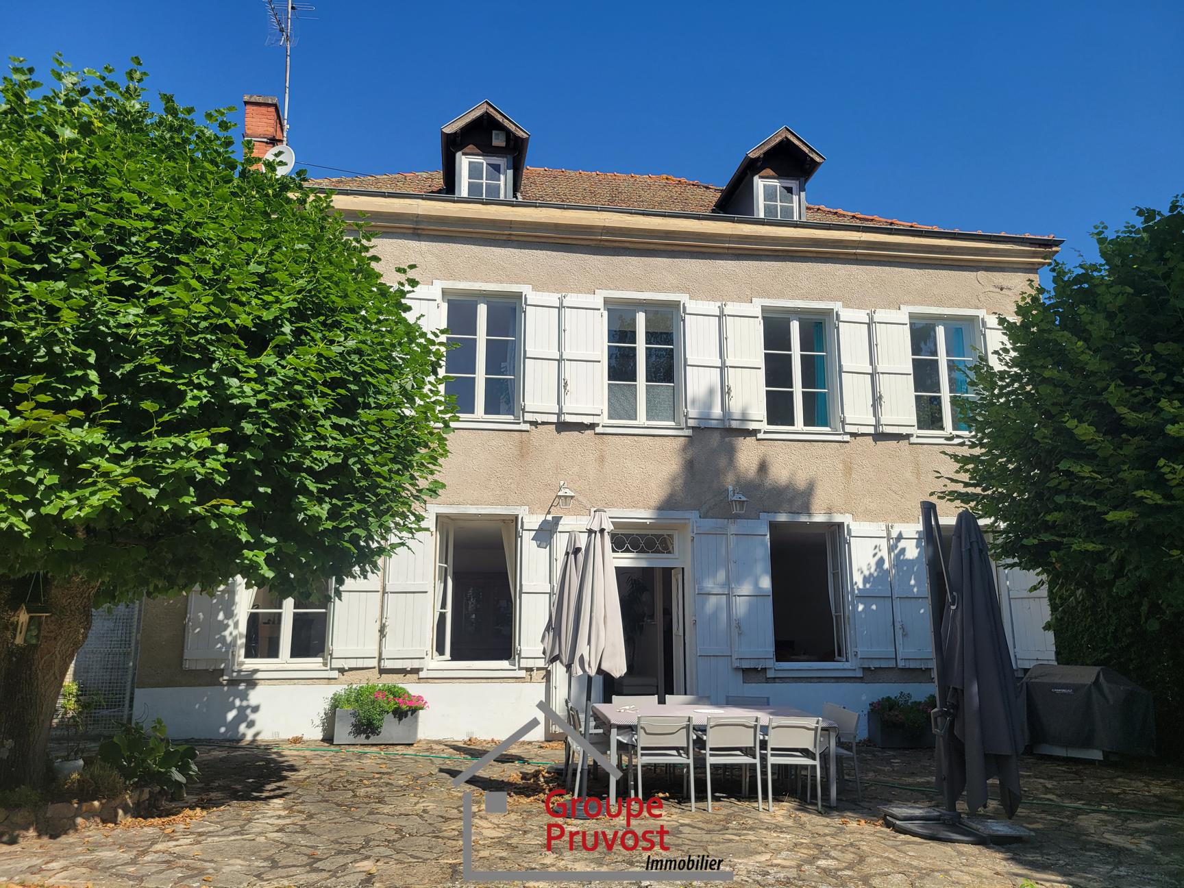 gedeon-photo-9b4d8310ce318d1259947601bcd4ff87 Vente Propriété 290 m² à Renaison 720 000 €