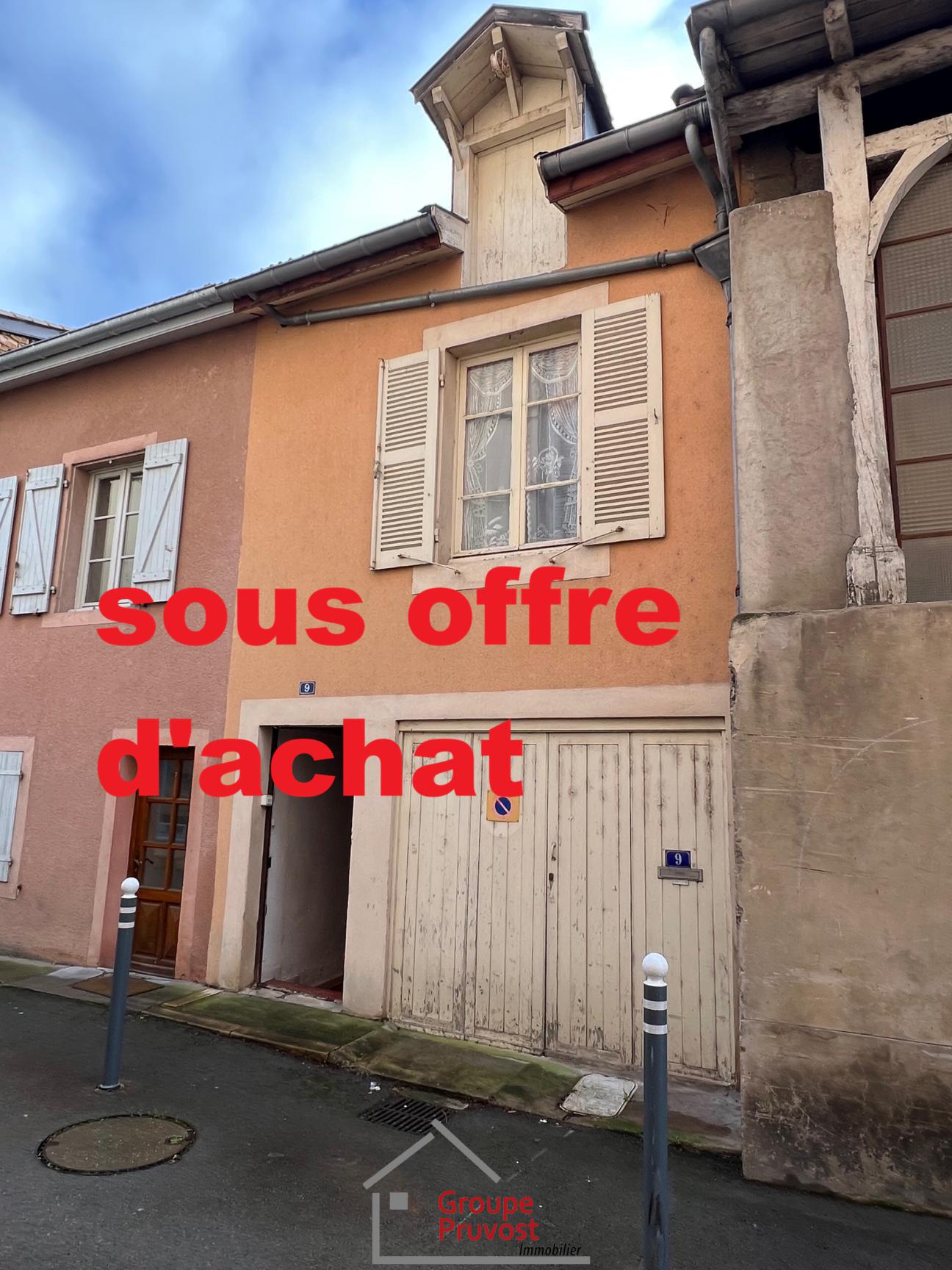 Vente Immeuble 160 m² à Cluny 172 000 €