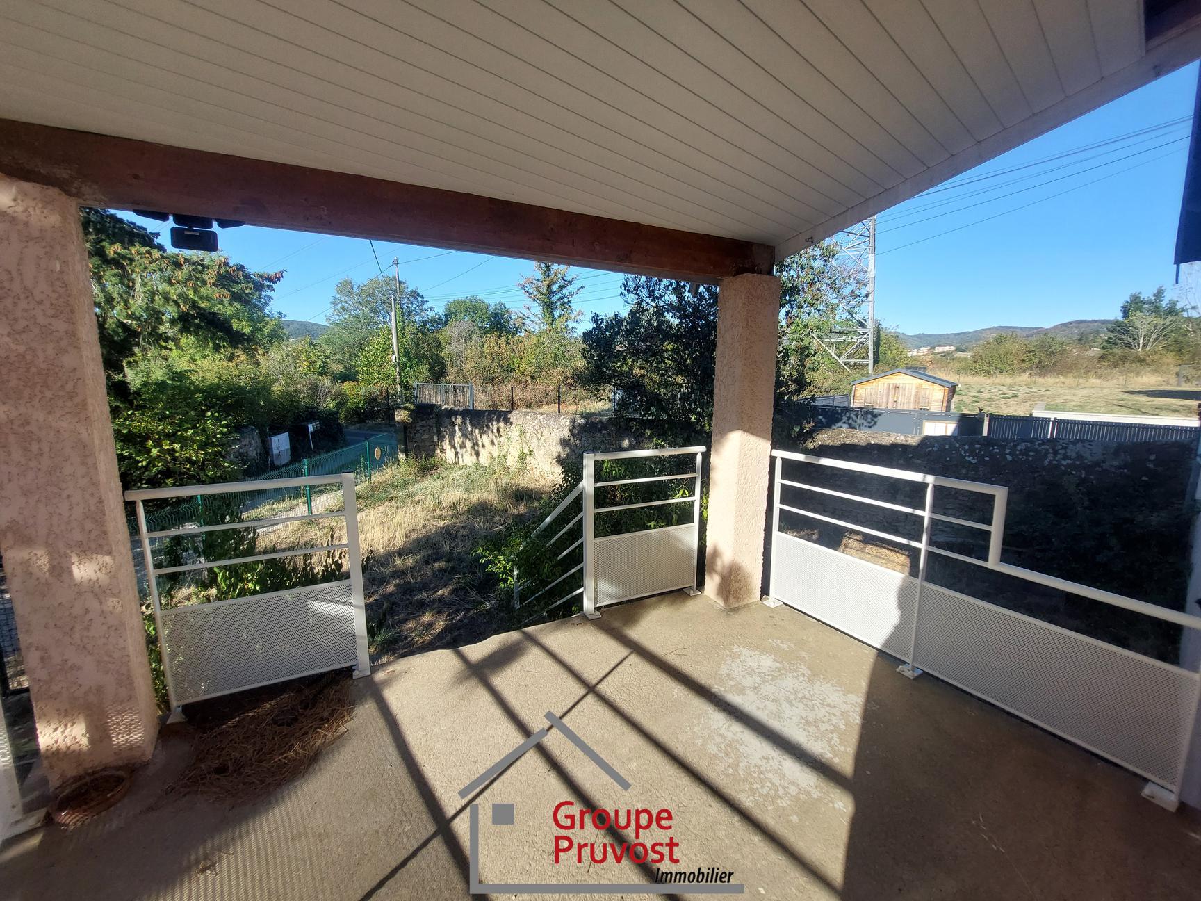 gedeon-photo-ca92fb21f9bafc4665843868fea01f5e Ensemble immobilier de 3 logements