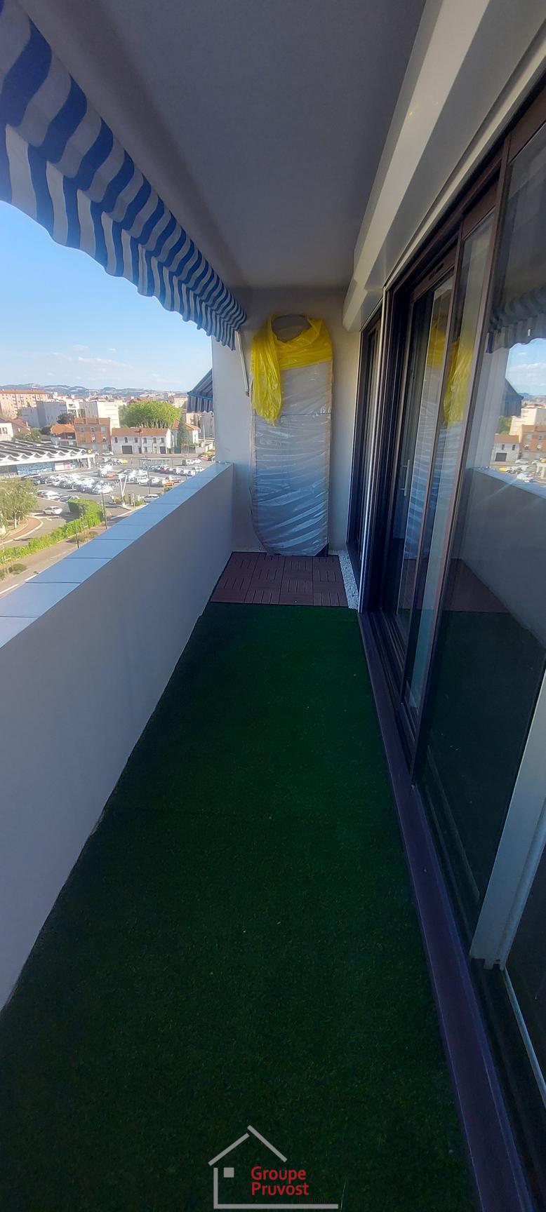 gedeon-photo-d7aa62e500ee1e3af8278e19bf0673e0 Vente T4 84 m² à Roanne 141 000 €
