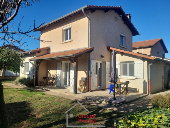 Vente Maison 97 m² à Le Coteau 235 000 €