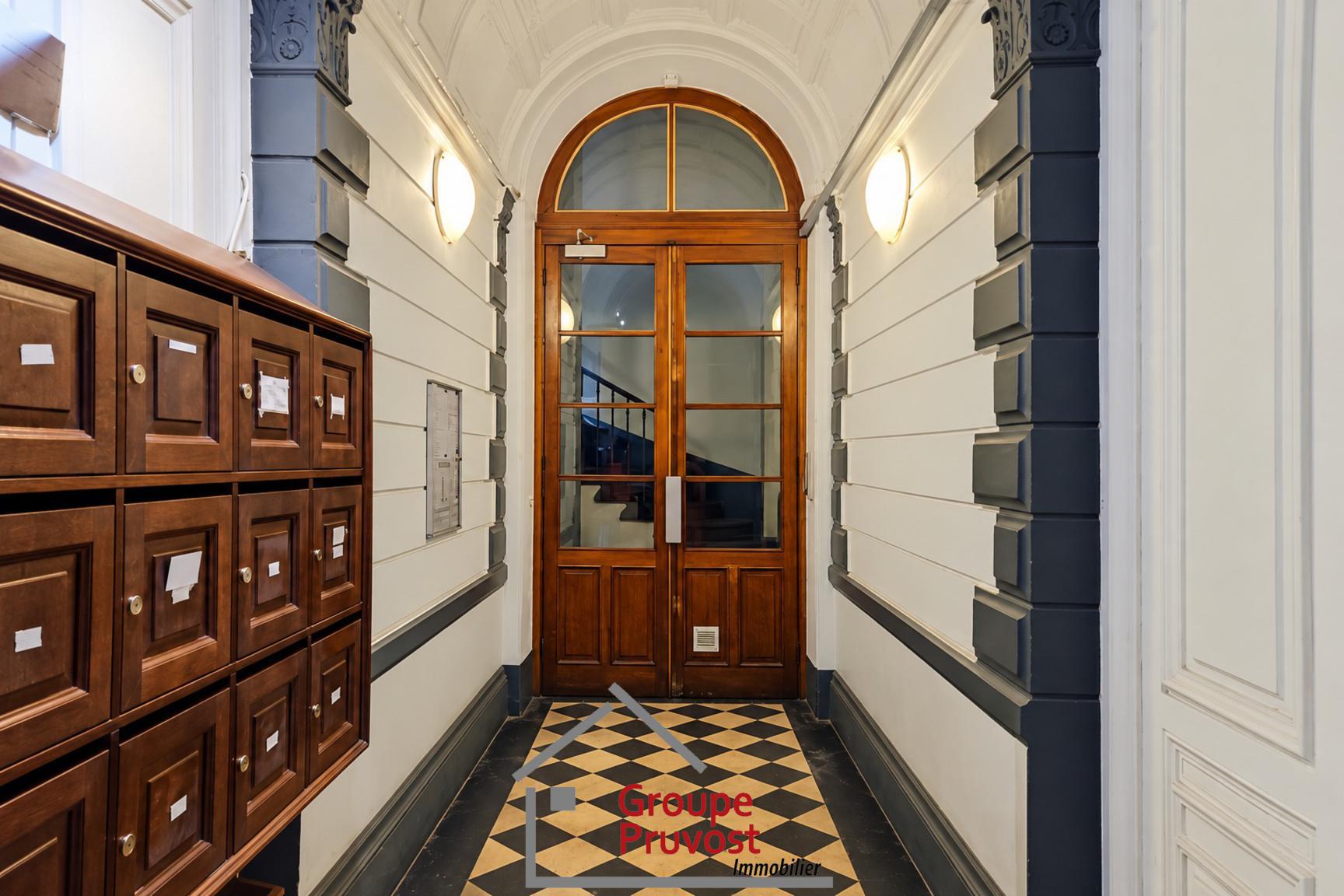 Vente T2 36 m² à Lyon-1er-Arrondissement 215 000 €