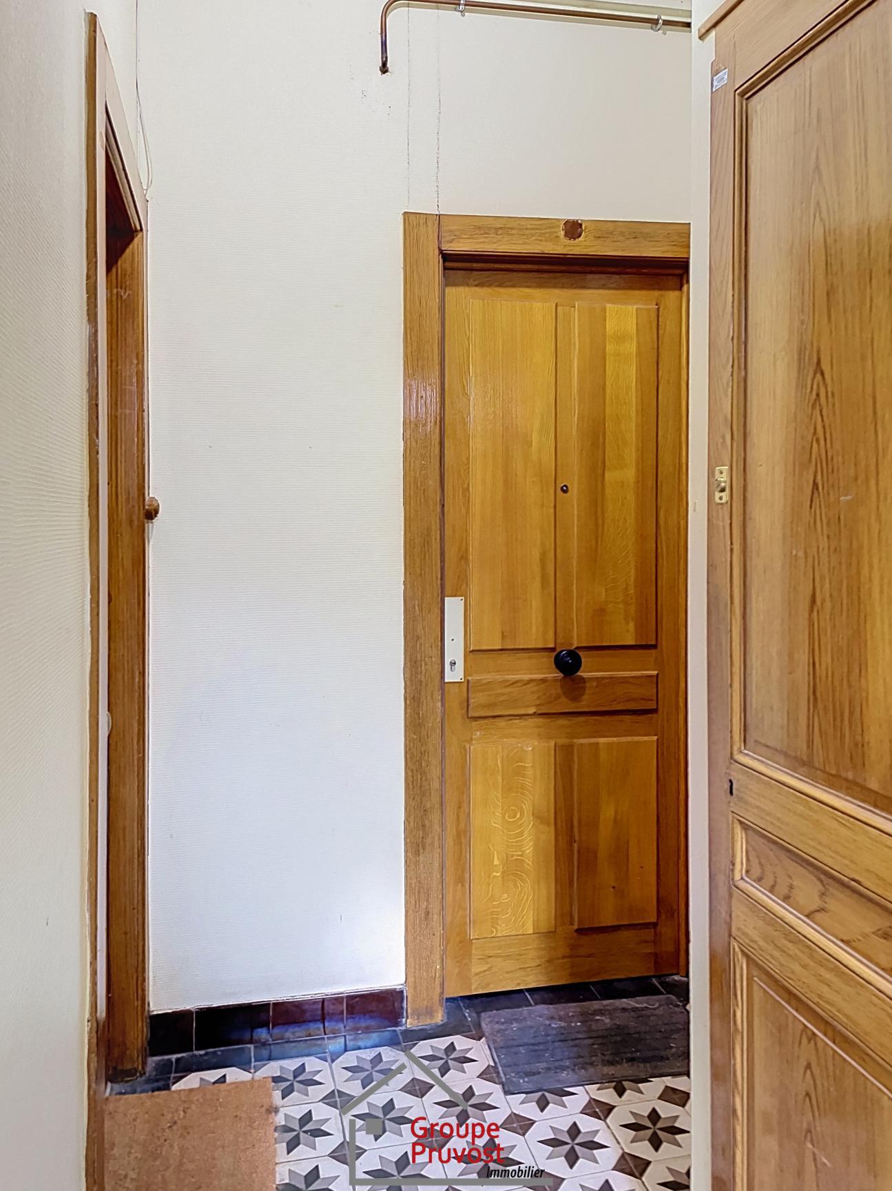 Vente T1 27 m² à Lyon-6eme-Arrondissement 175 000 €