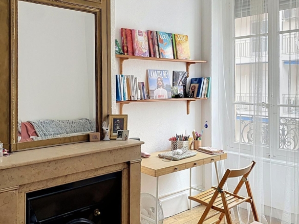 Vente T1 27 m² à Lyon-6eme-Arrondissement 175 000 €