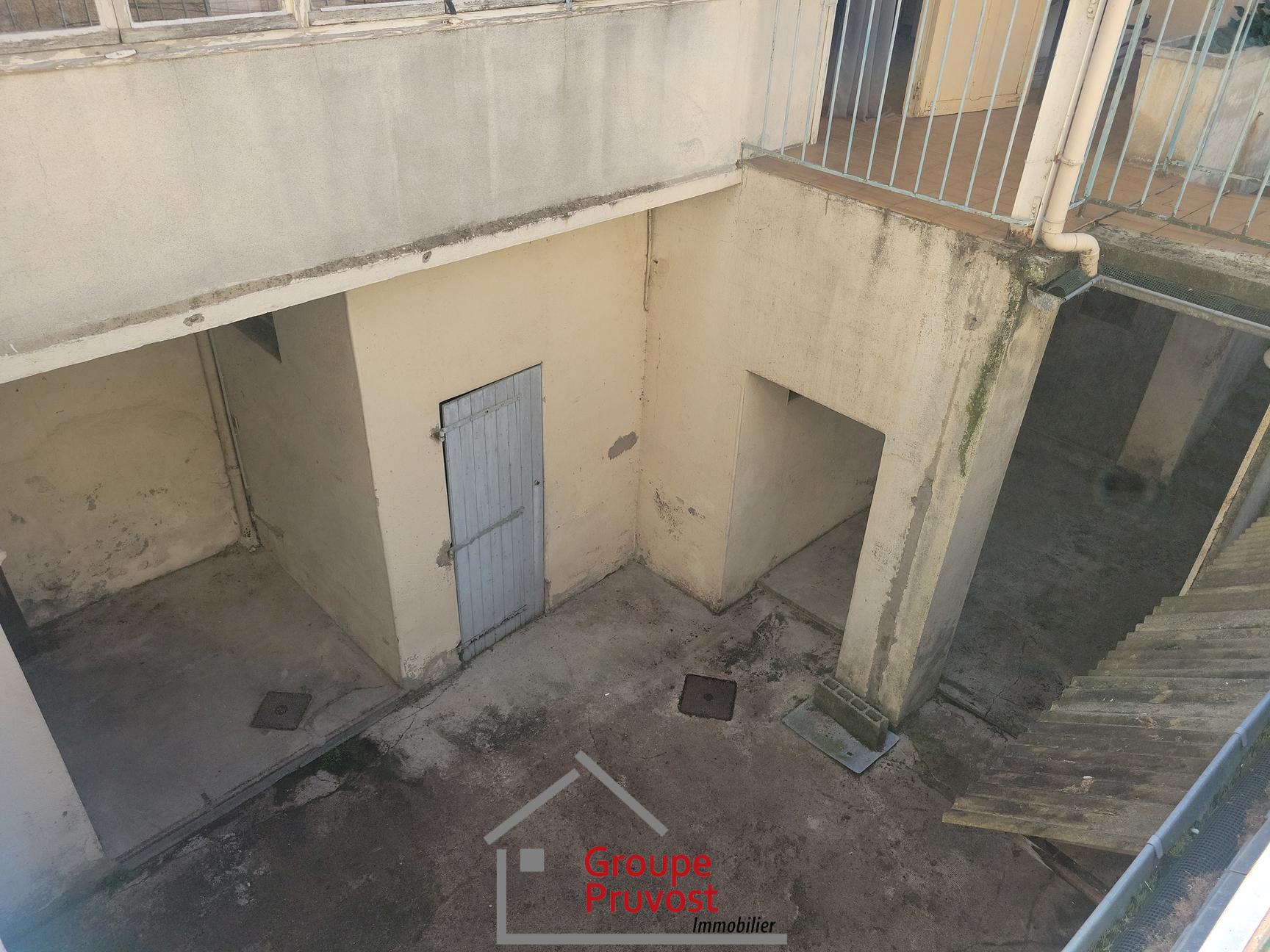 gedeon-photo-97c978f1b8e73ca6bc847a1c74ae7cf4 Vente Immeuble 320 m² à La Pacaudière 110 000 €