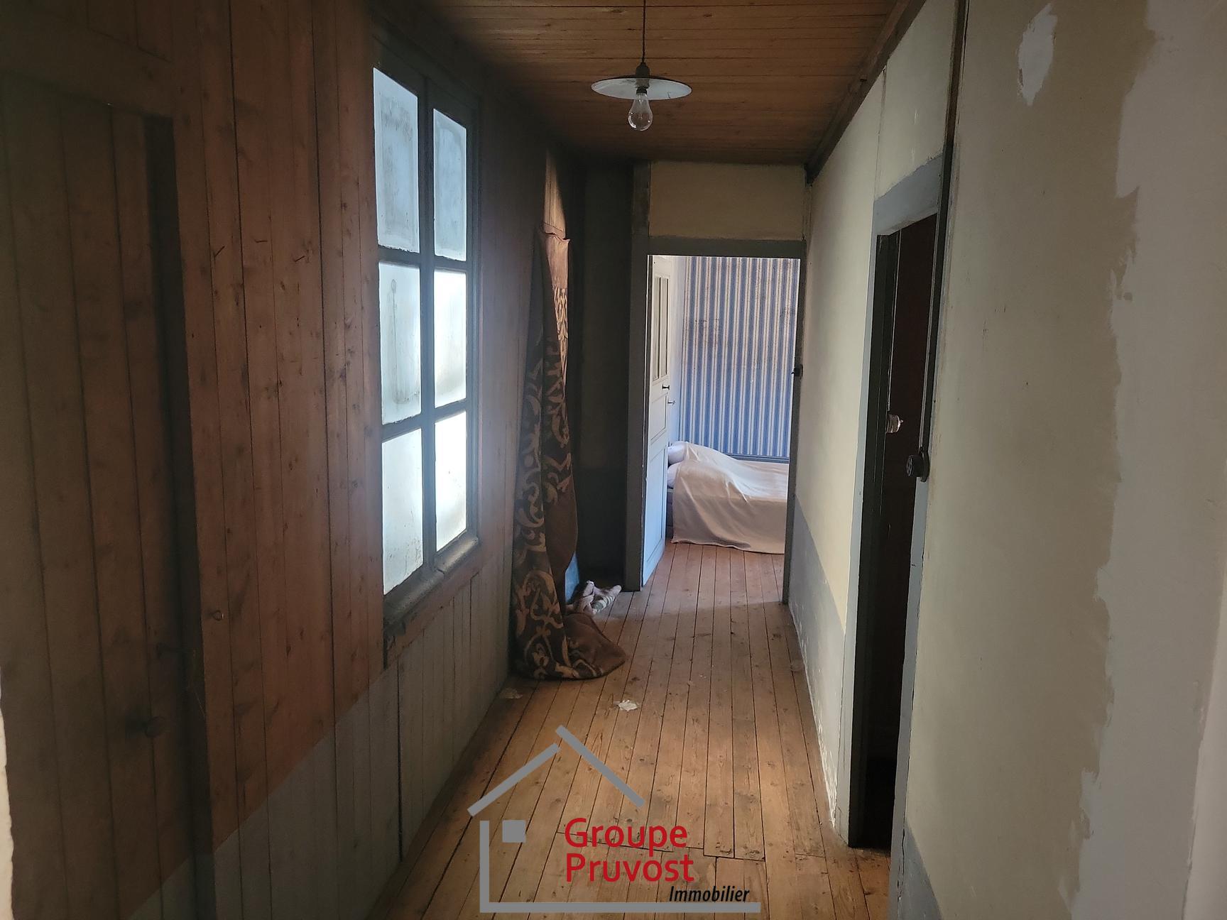 gedeon-photo-abafaf2af6353fe663baed8d8d3741ac Vente Immeuble 320 m² à La Pacaudière 110 000 €