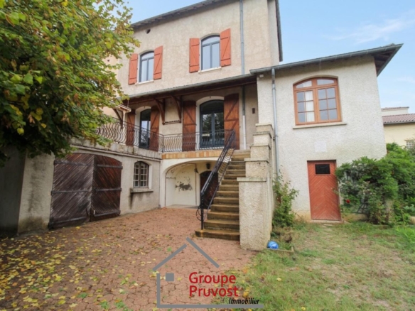 Maison 130m² + dépendances 40m²
